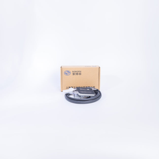 4-pin square connector NOx sensor（上游）
